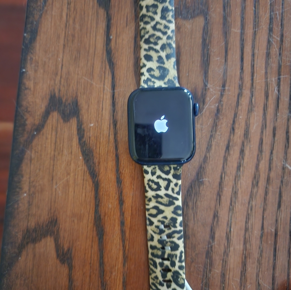 Apple Series 6 Black Smartwatch with Leopard Print Band